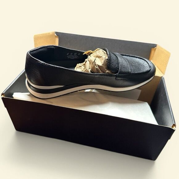 Naturalizer Shoes - NIB Naturalizer Lucy Loafer Flat 8 Medium Black